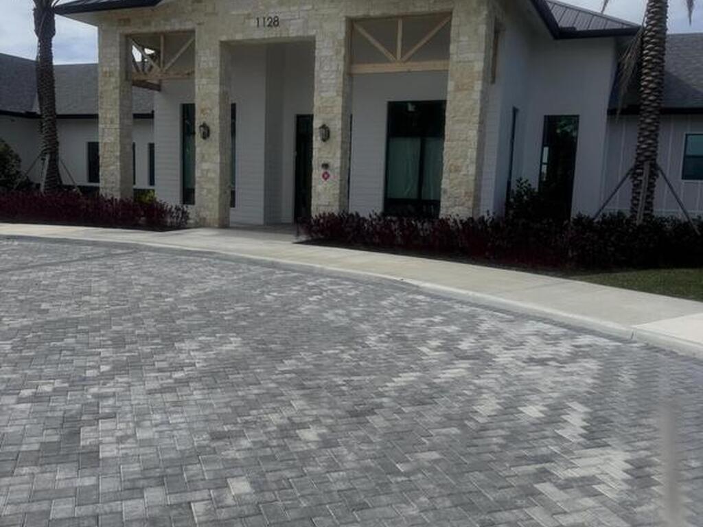 1201 NW Miraflores (Timbers At Everlan Trail, Palm Bay, FL 32907