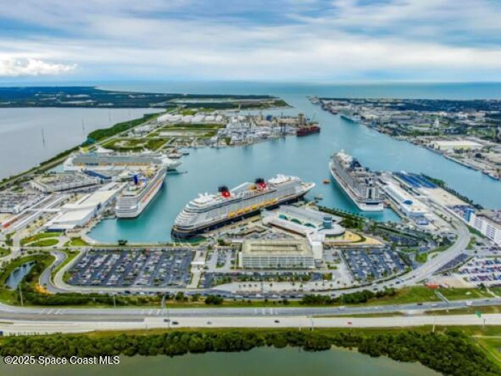 6421 Borasco Drive, Melbourne, FL 32940