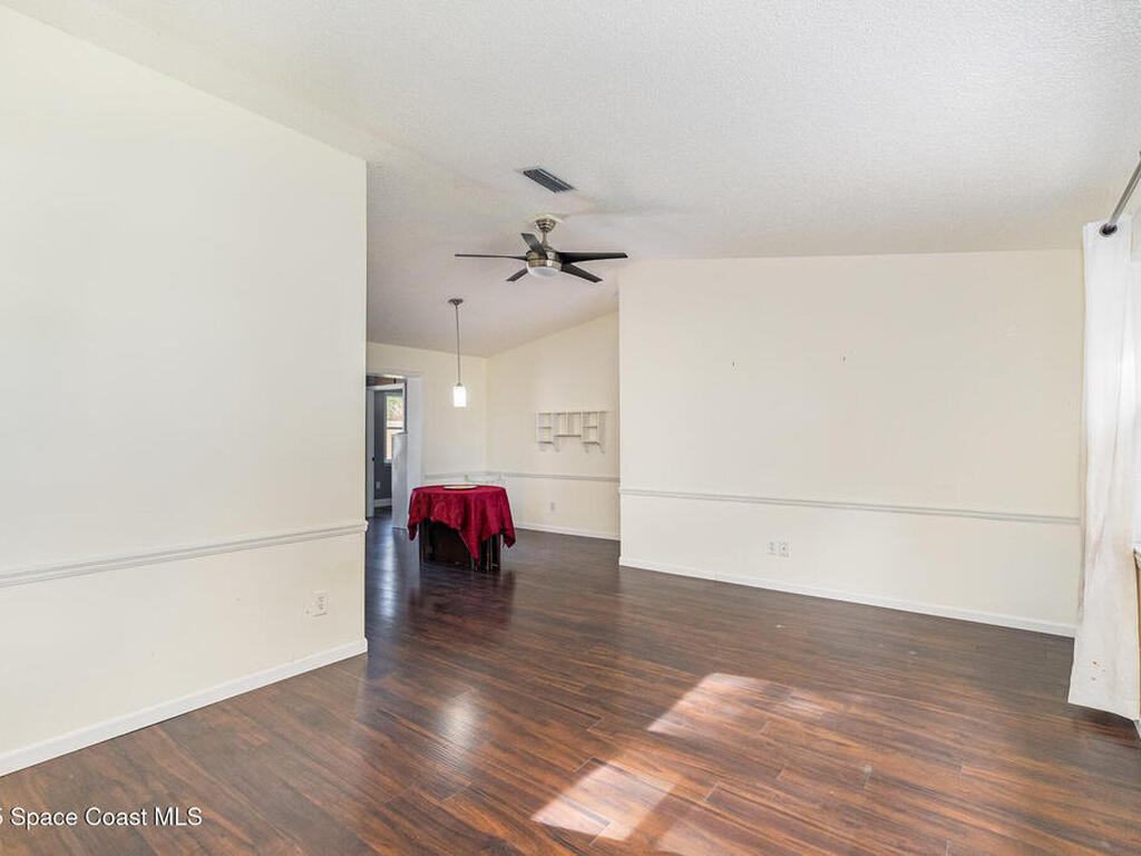 1896 Nicklaus Drive, Melbourne, FL 32935