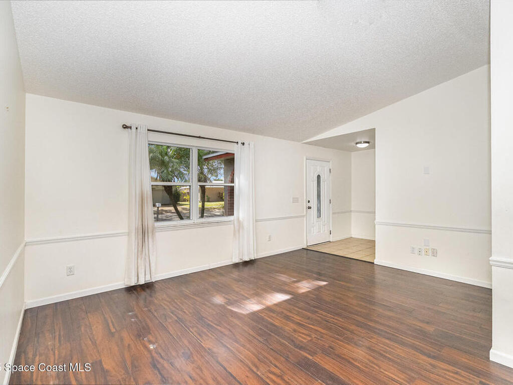 1896 Nicklaus Drive, Melbourne, FL 32935