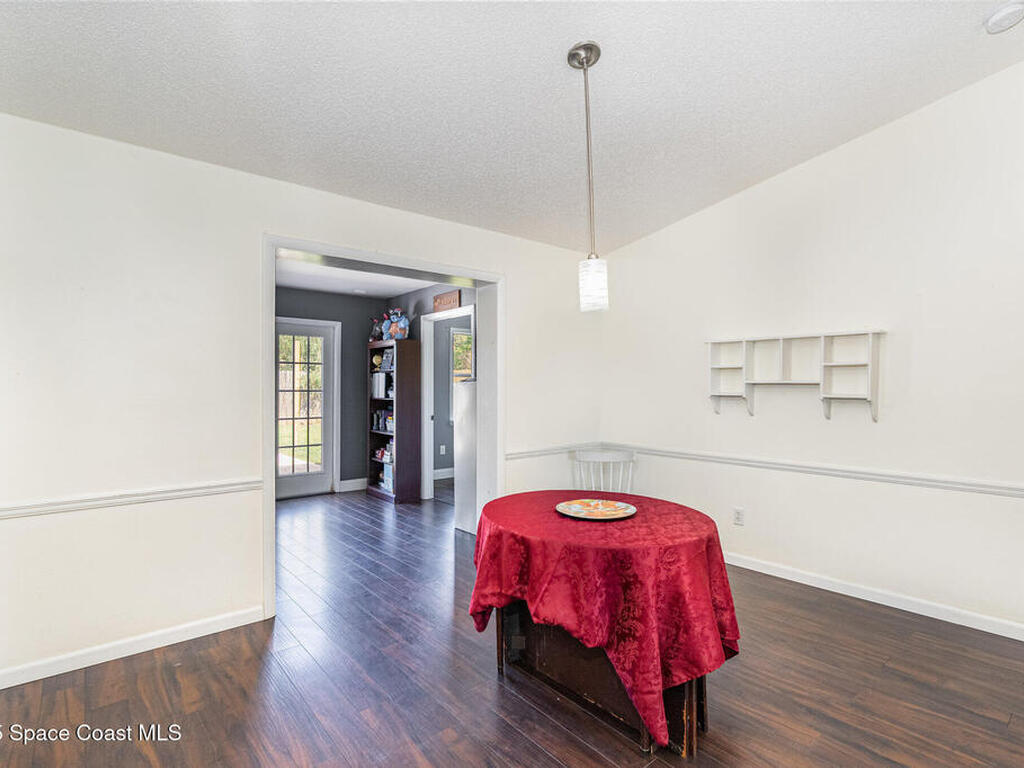 1896 Nicklaus Drive, Melbourne, FL 32935