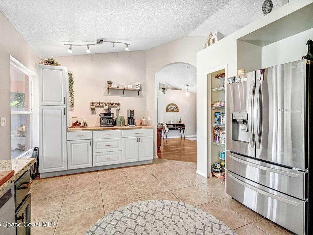 2015 Blue Ridge Avenue, Melbourne, FL 32935