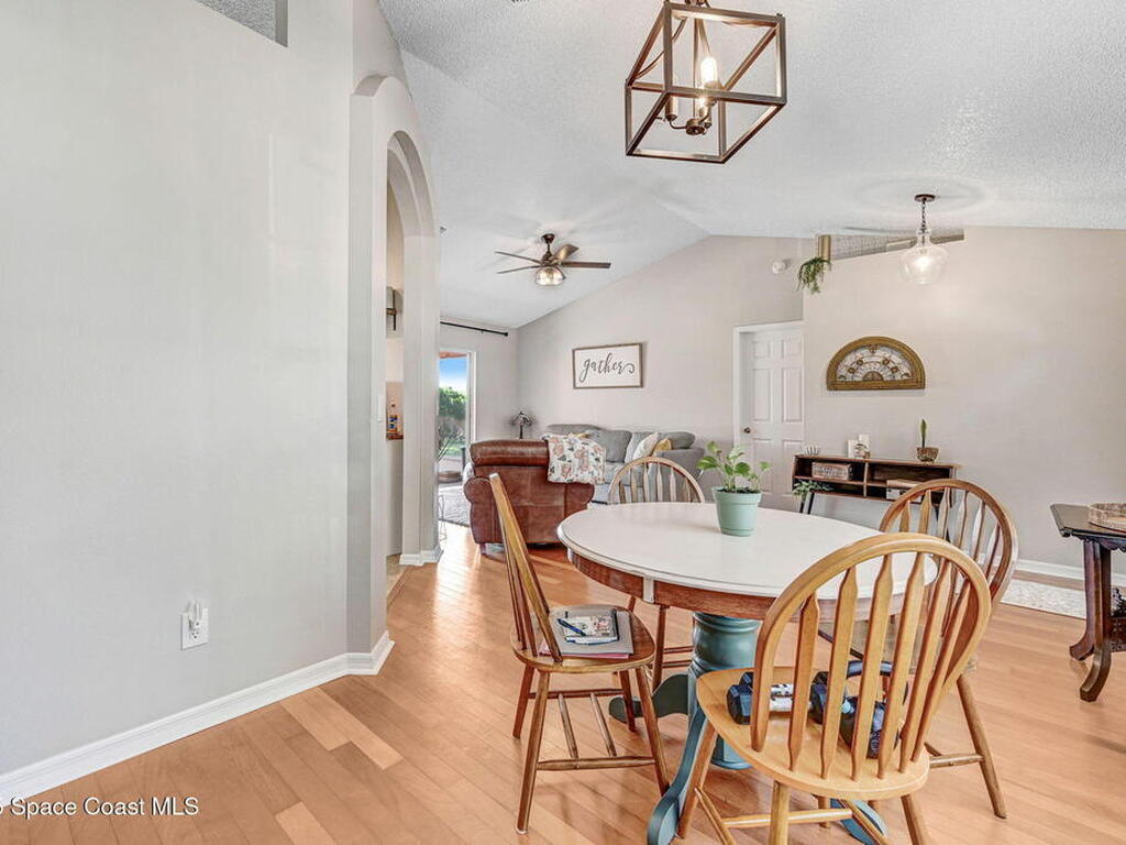 2015 Blue Ridge Avenue, Melbourne, FL 32935