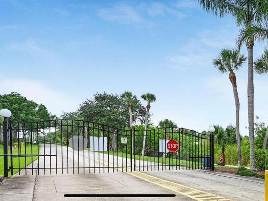 4211 Timothy Drive, Merritt Island, FL 32953