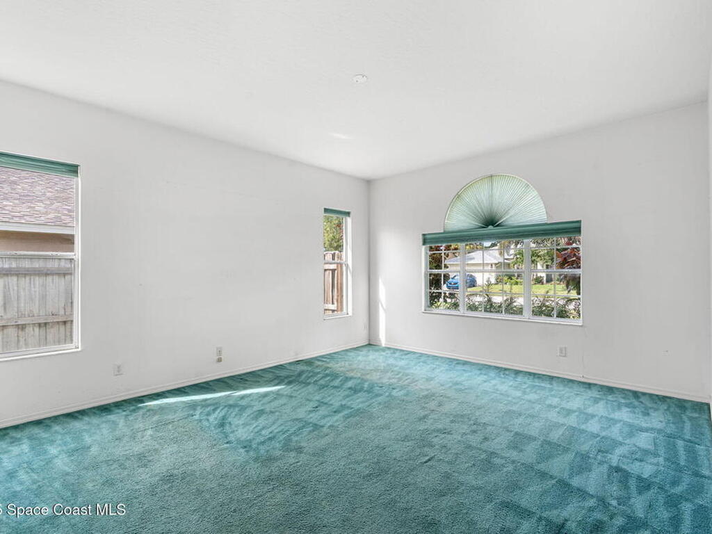 652 Sheridan Woods Drive, Melbourne, FL 32904