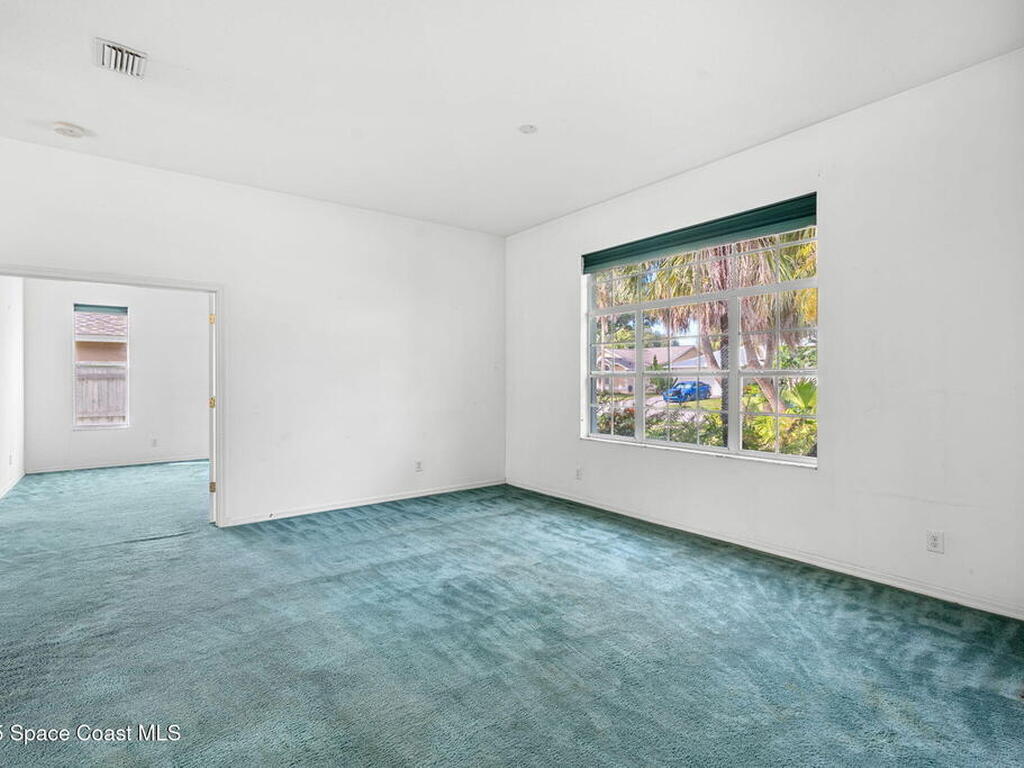 652 Sheridan Woods Drive, Melbourne, FL 32904