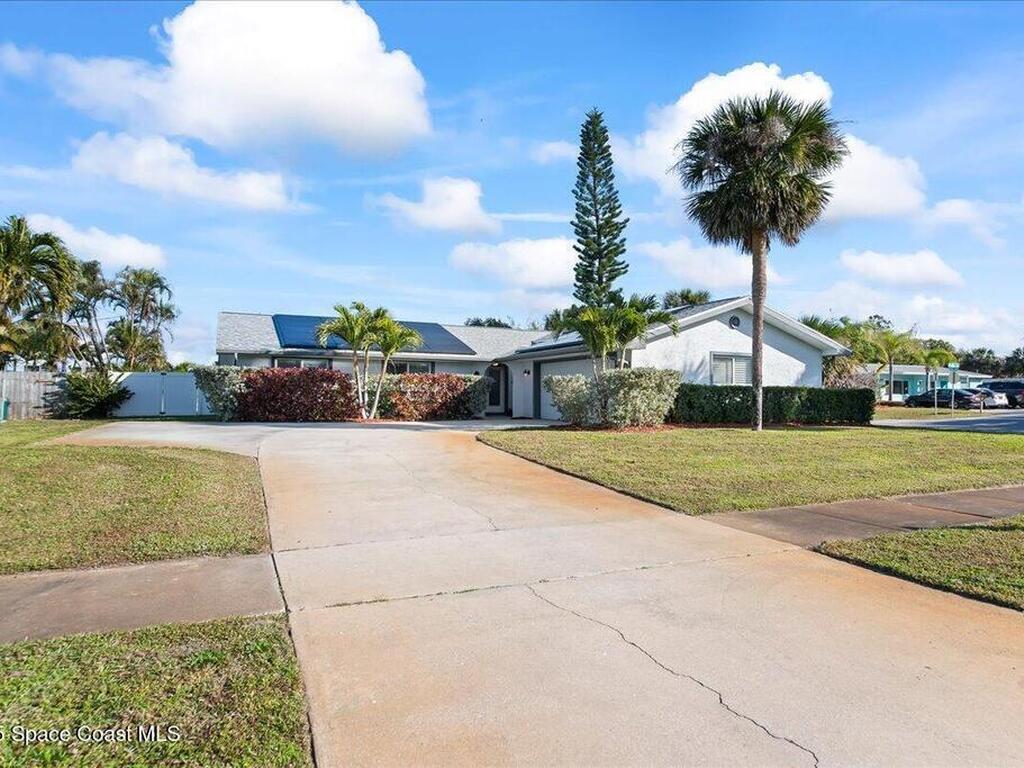 310 Franklyn Avenue, Indialantic, FL 32903