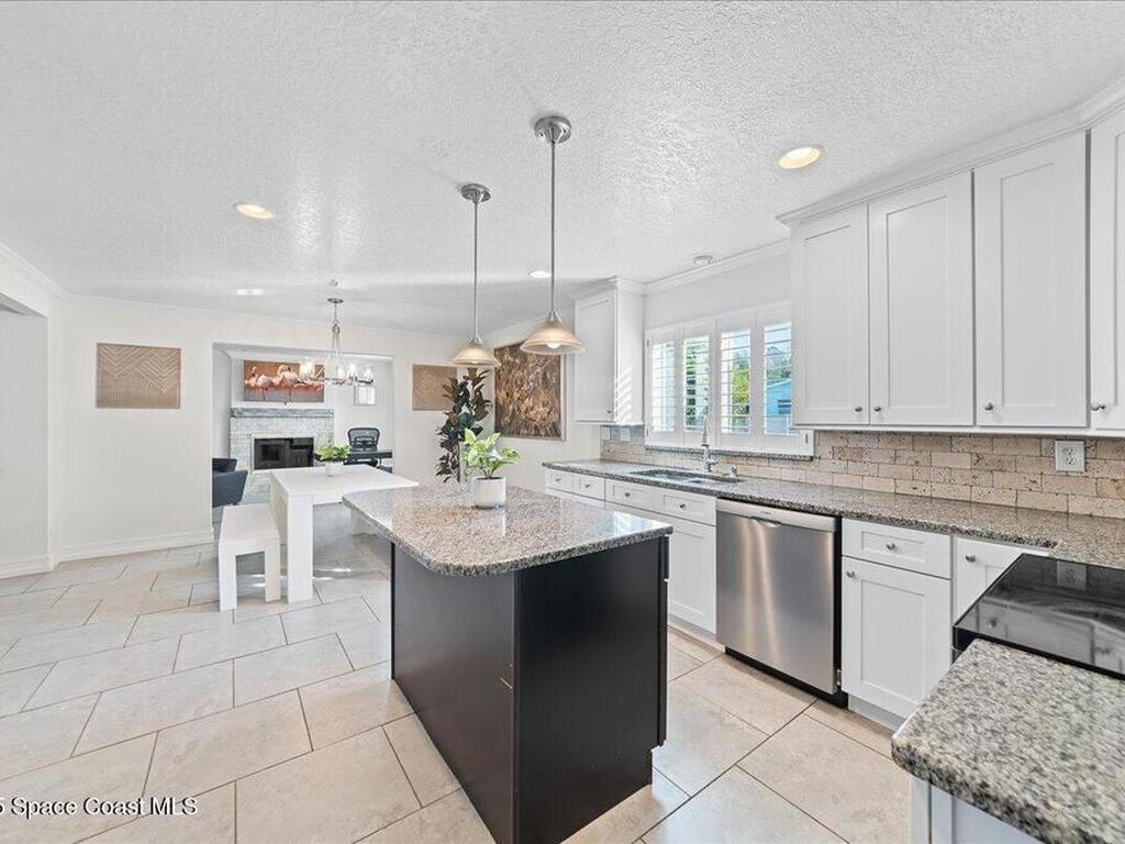 310 Franklyn Avenue, Indialantic, FL 32903