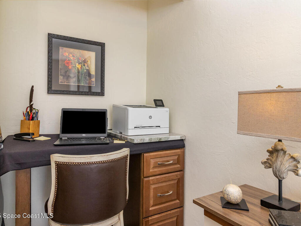 7808 Shadowood Drive, Melbourne, FL 32904