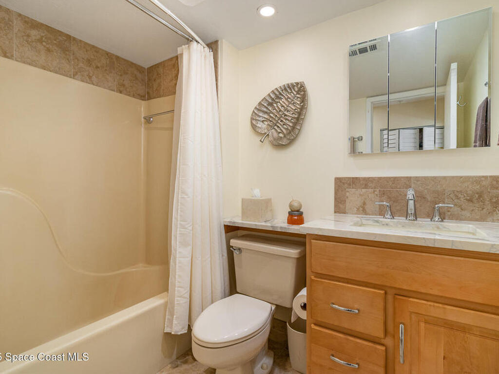 7808 Shadowood Drive, Melbourne, FL 32904