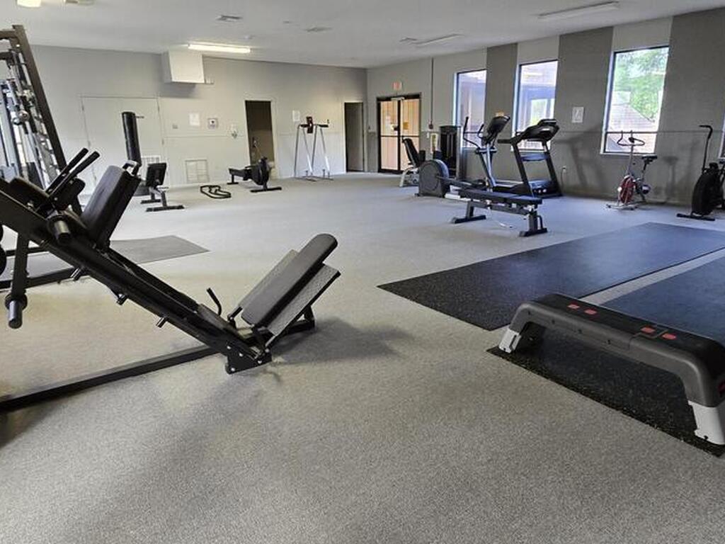 7808 Shadowood Drive, Melbourne, FL 32904