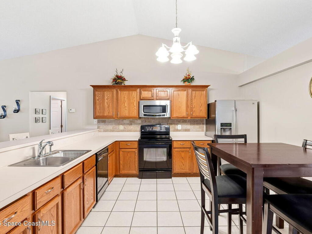 1015 Homewood Avenue, Suntree, FL 32940