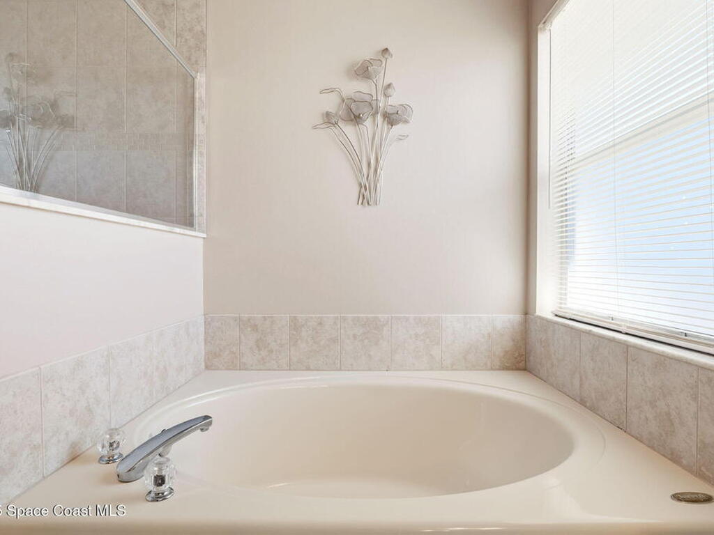 1015 Homewood Avenue, Suntree, FL 32940