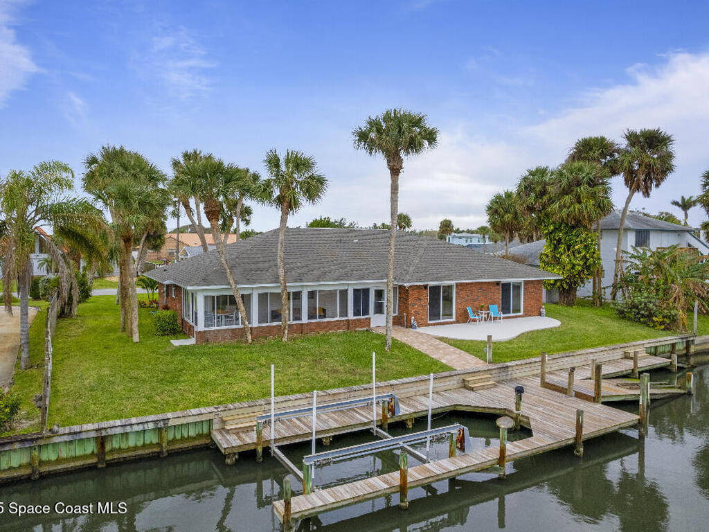 304 Arrowhead Lane, Melbourne Beach, FL 32951