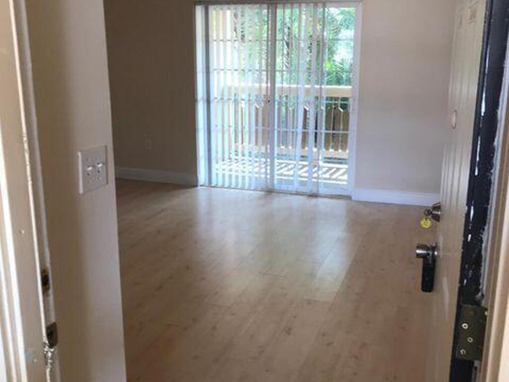 255 Ulster Lane, Melbourne, FL 32935