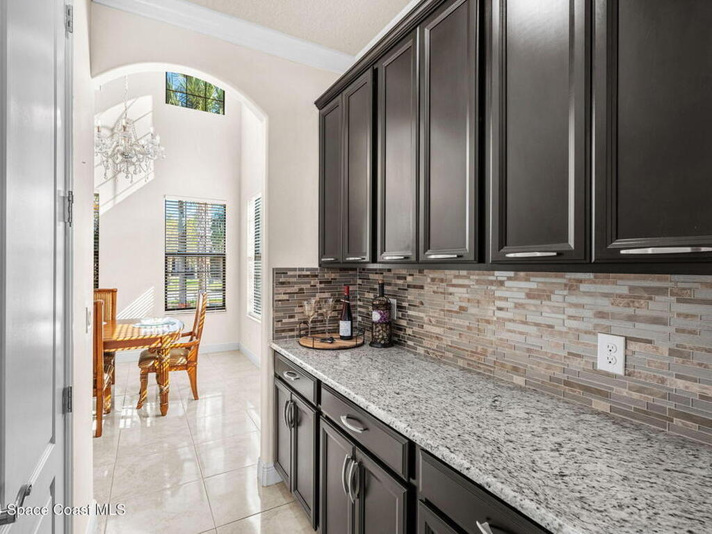 8522 Strom Park Drive, Melbourne, FL 32940