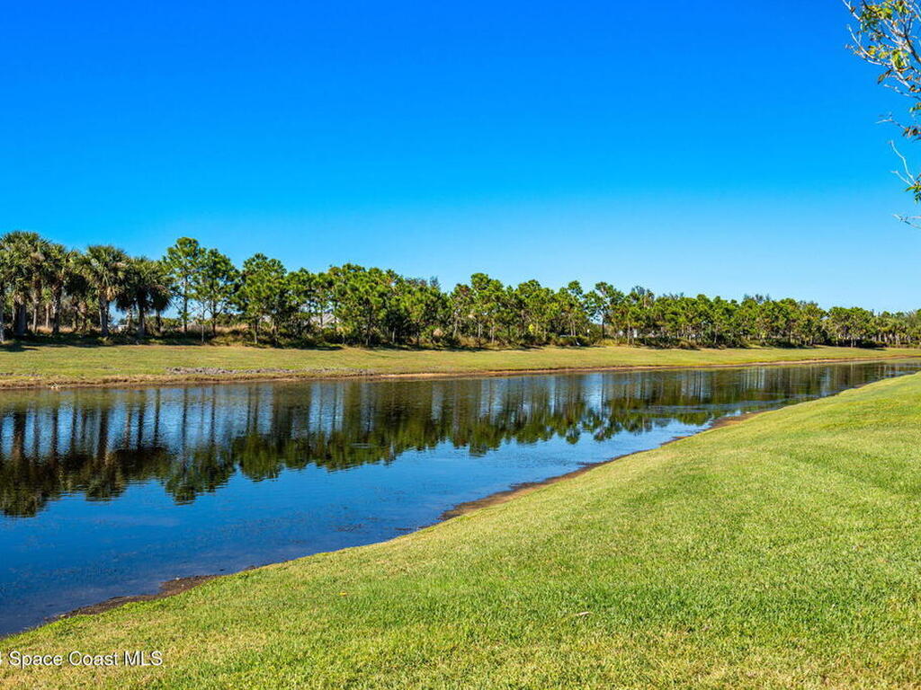 8522 Strom Park Drive, Melbourne, FL 32940