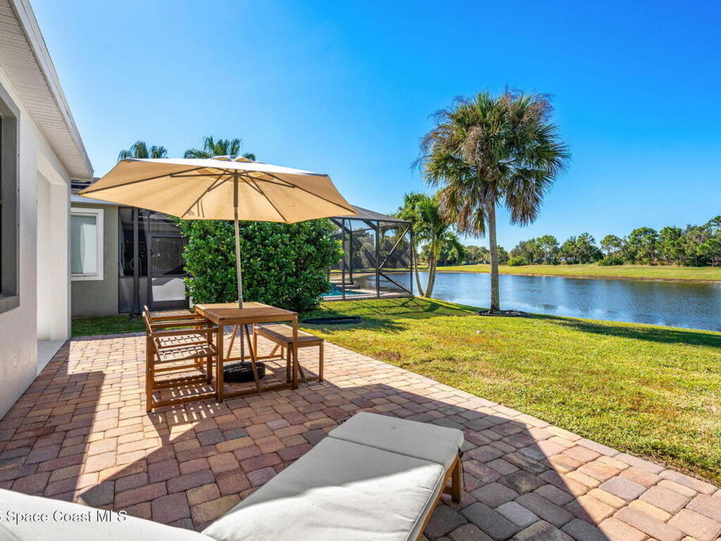 8522 Strom Park Drive, Melbourne, FL 32940