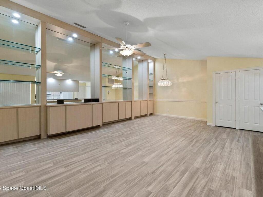 1217 NW Sun Terrace Circle, Port St. Lucie, FL 34986