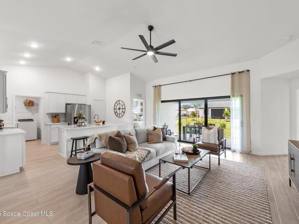 862 San Filippo Drive, Palm Bay, FL 32909