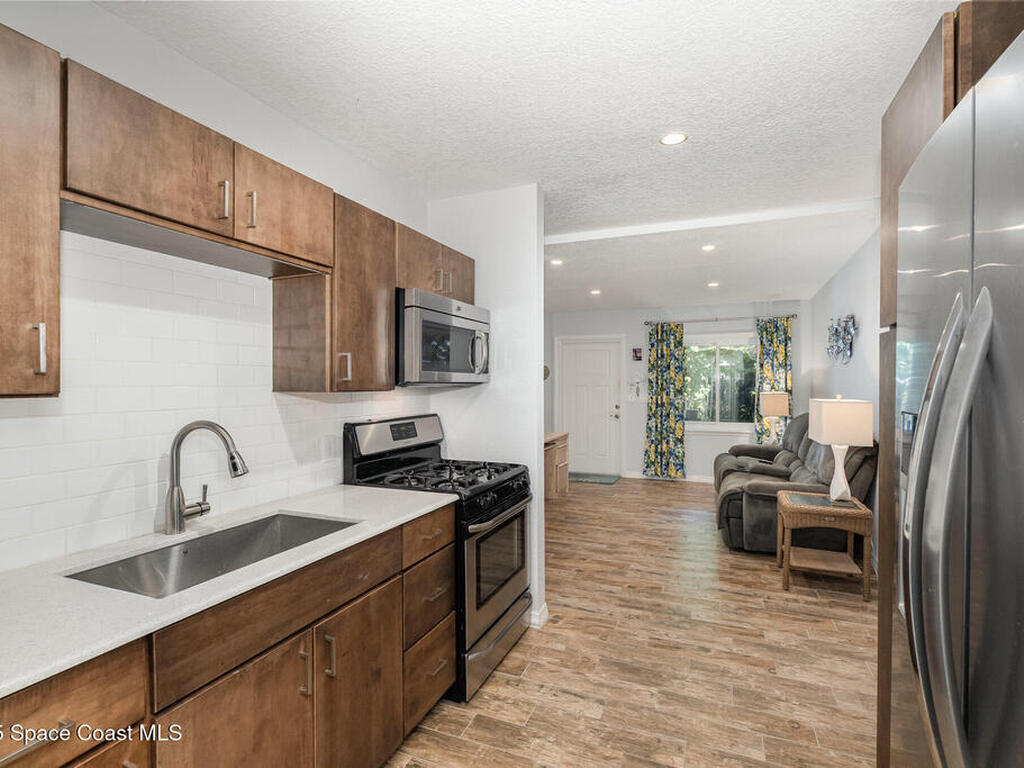 6203 Ridgewood Avenue, Cocoa Beach, FL 32931