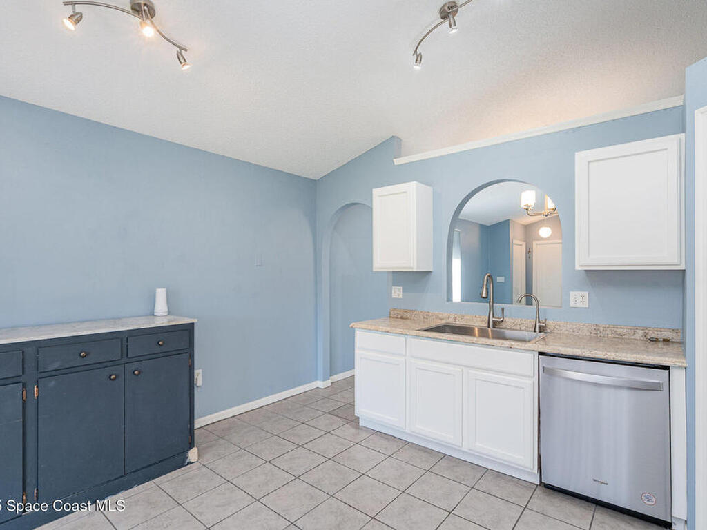 2188 Redwood Circle, Palm Bay, FL 32905