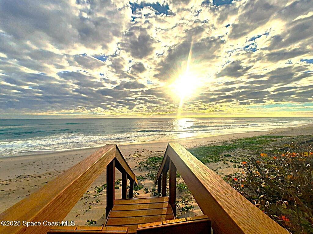 5526 Cord Grass Lane, Melbourne Beach, FL 32951