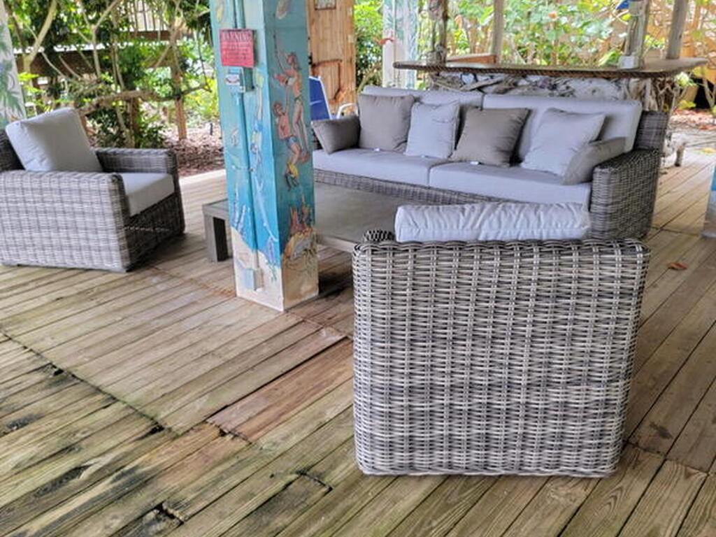 53 Vip Island Island, Grant-Valkaria, FL 32949