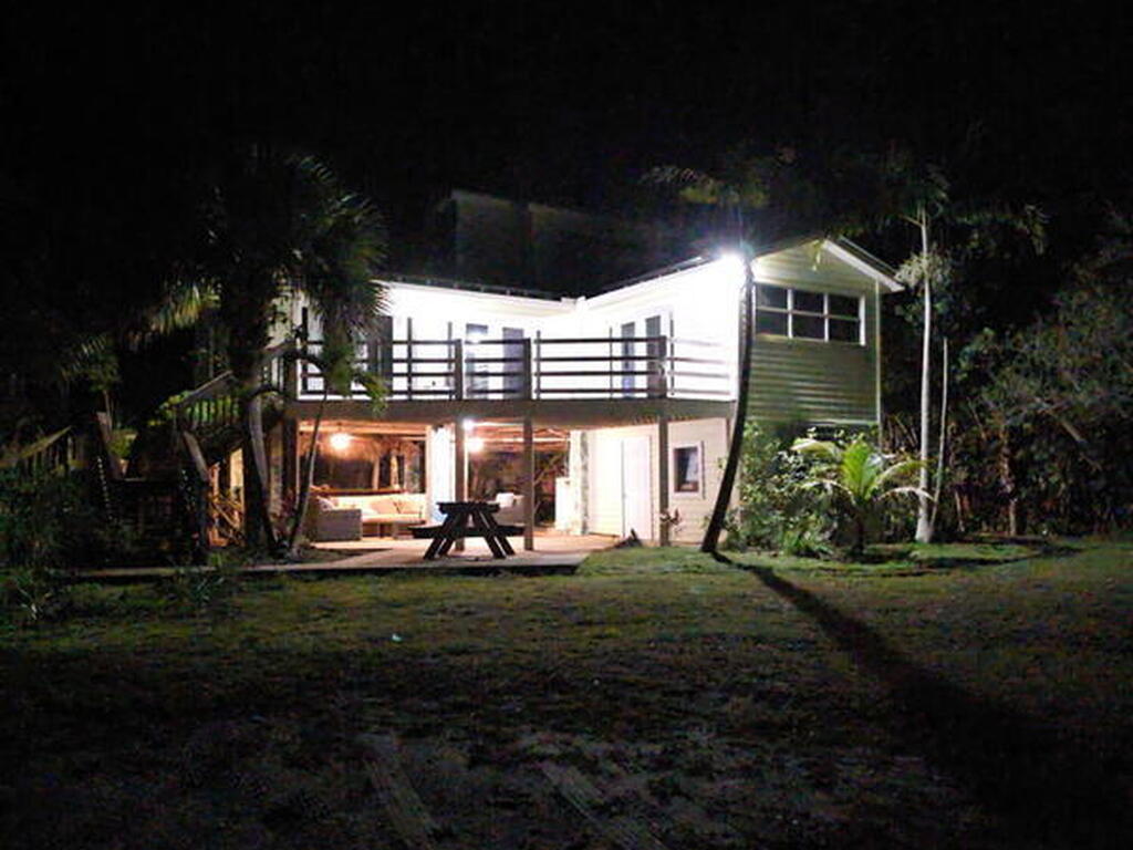 53 Vip Island Island, Grant-Valkaria, FL 32949