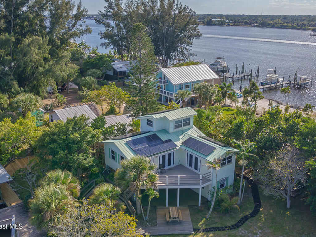 53 Vip Island Island, Grant-Valkaria, FL 32949