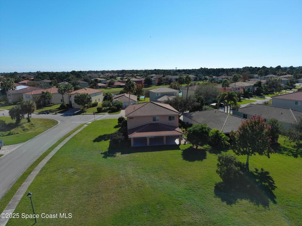 5595 45th Avenue, Vero Beach, FL 32967