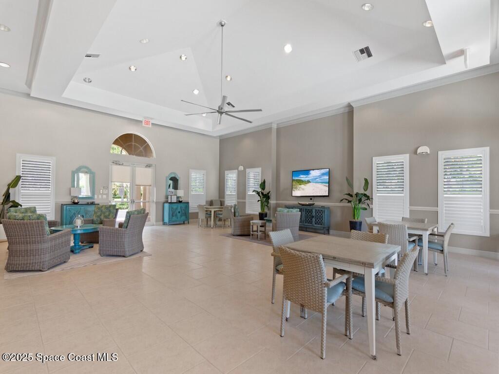 5595 45th Avenue, Vero Beach, FL 32967