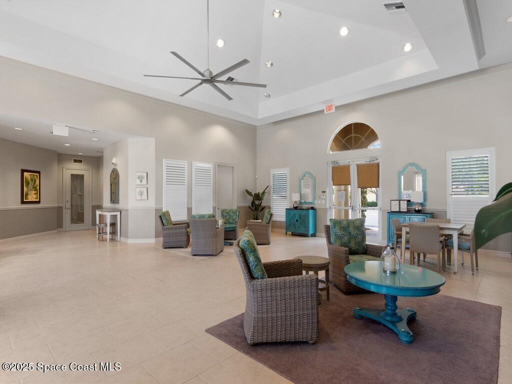 5595 45th Avenue, Vero Beach, FL 32967