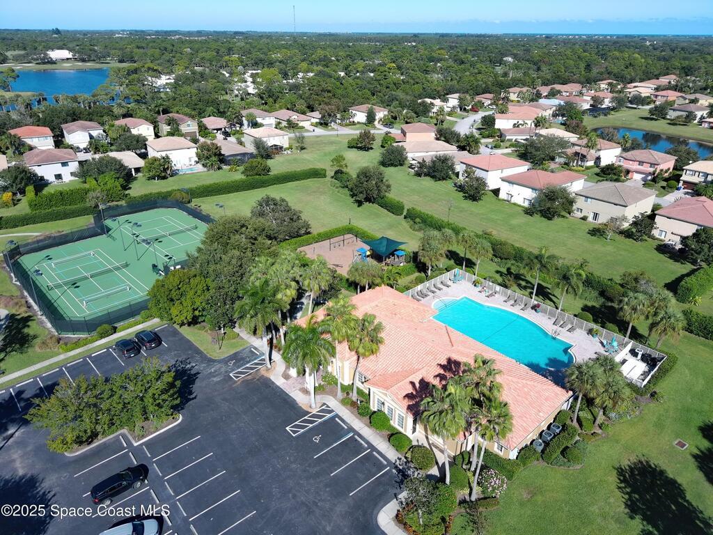 5595 45th Avenue, Vero Beach, FL 32967