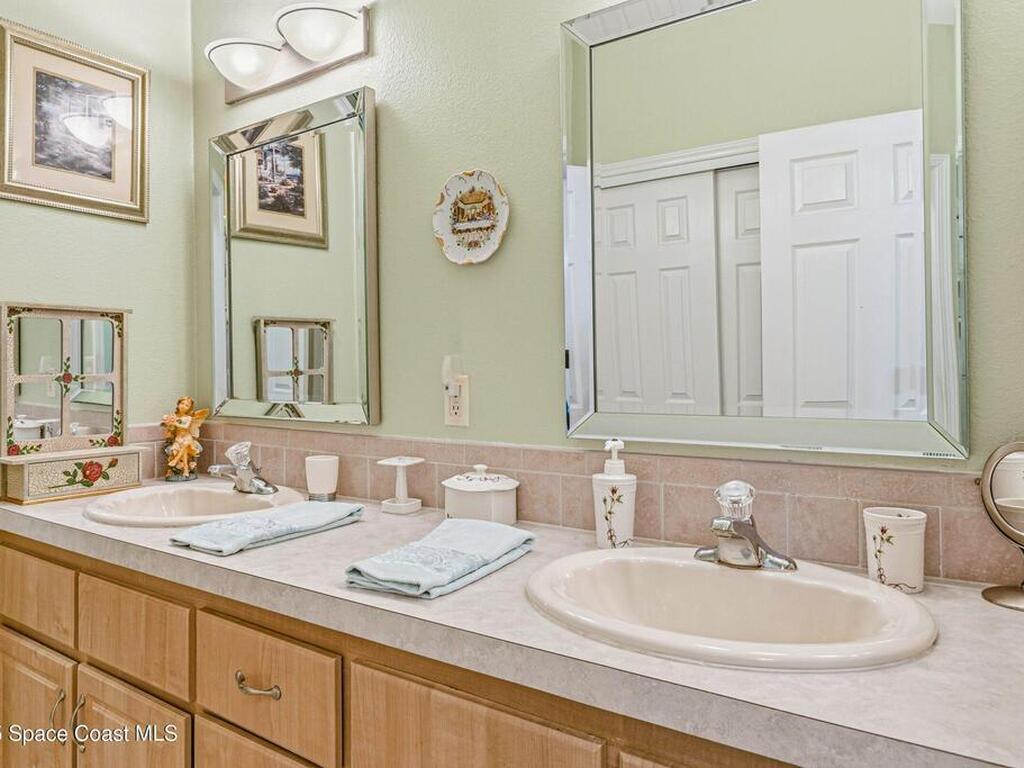 595 Outer Drive, Cocoa, FL 32926