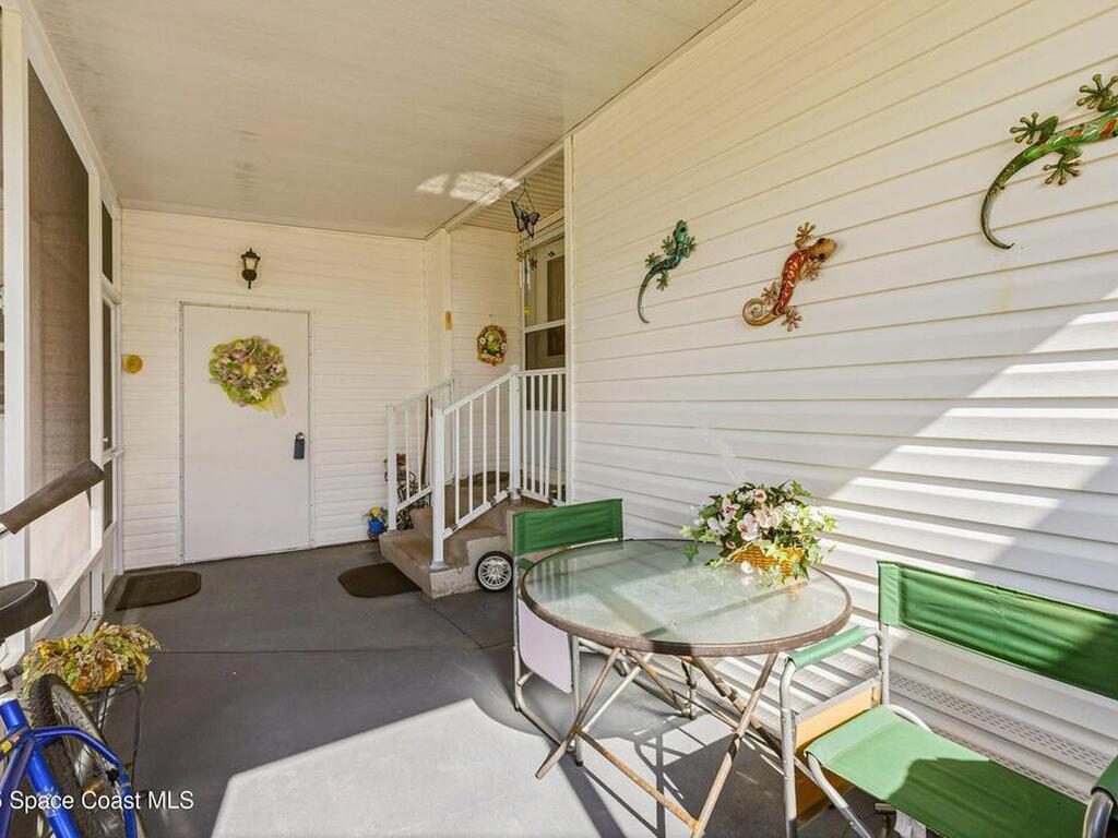 595 Outer Drive, Cocoa, FL 32926