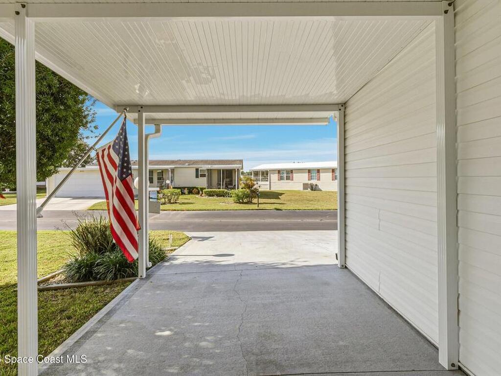 595 Outer Drive, Cocoa, FL 32926