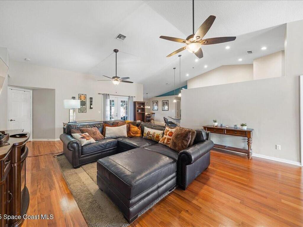 1235 Pemberton Trail, Palm Bay, FL 32907