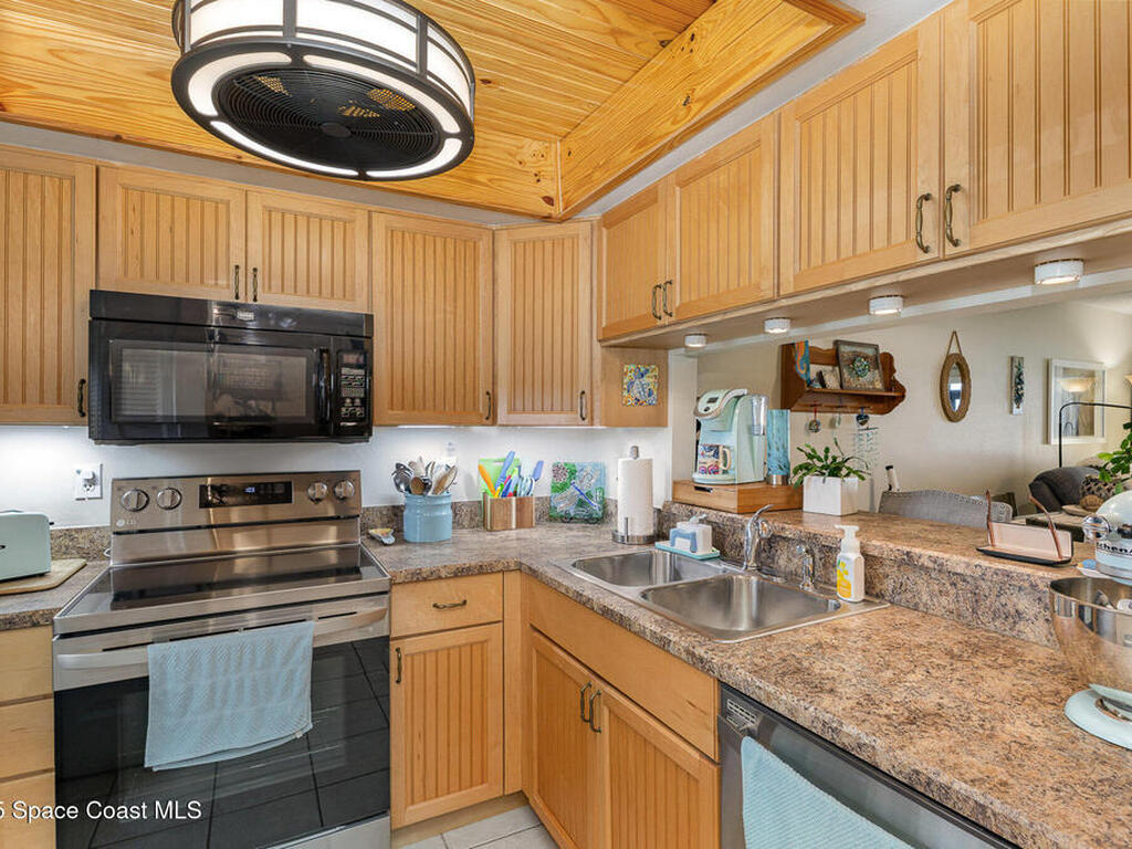 1890 Knox Mcrae Drive, Titusville, FL 32780