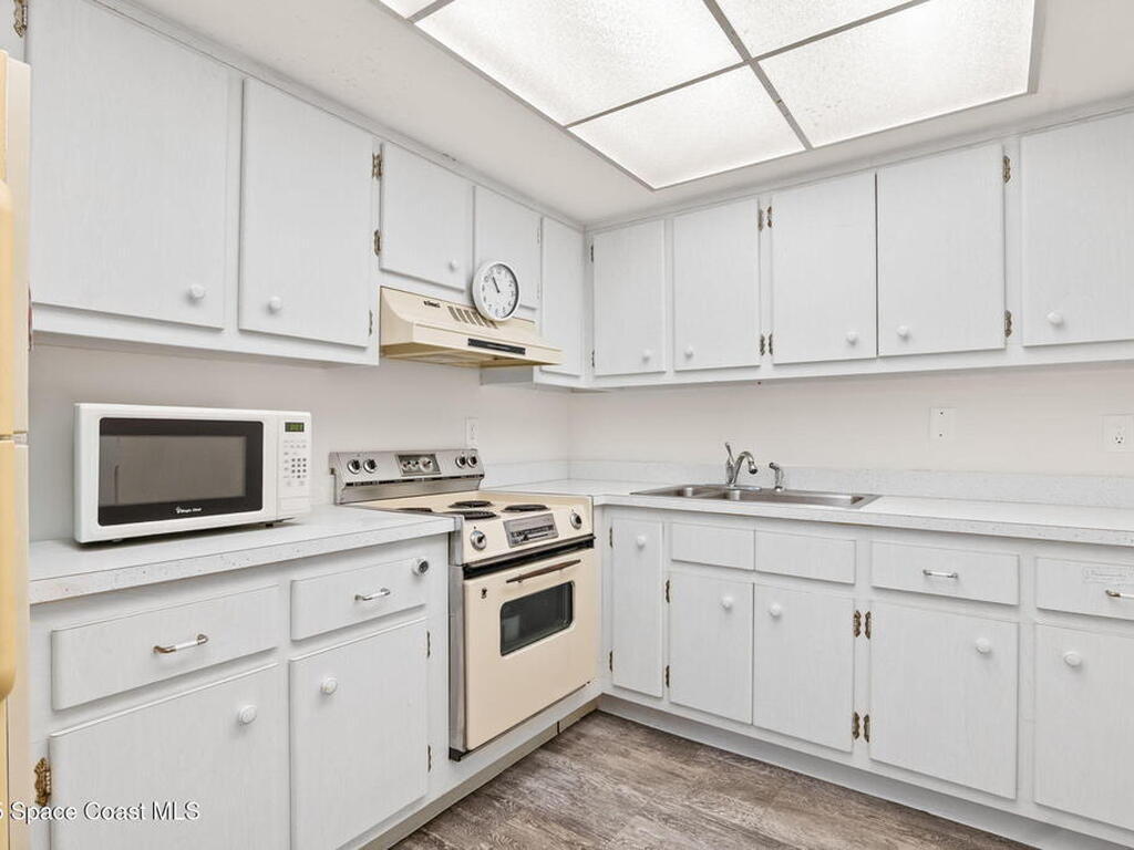 221 Columbia Drive, Cape Canaveral, FL 32920