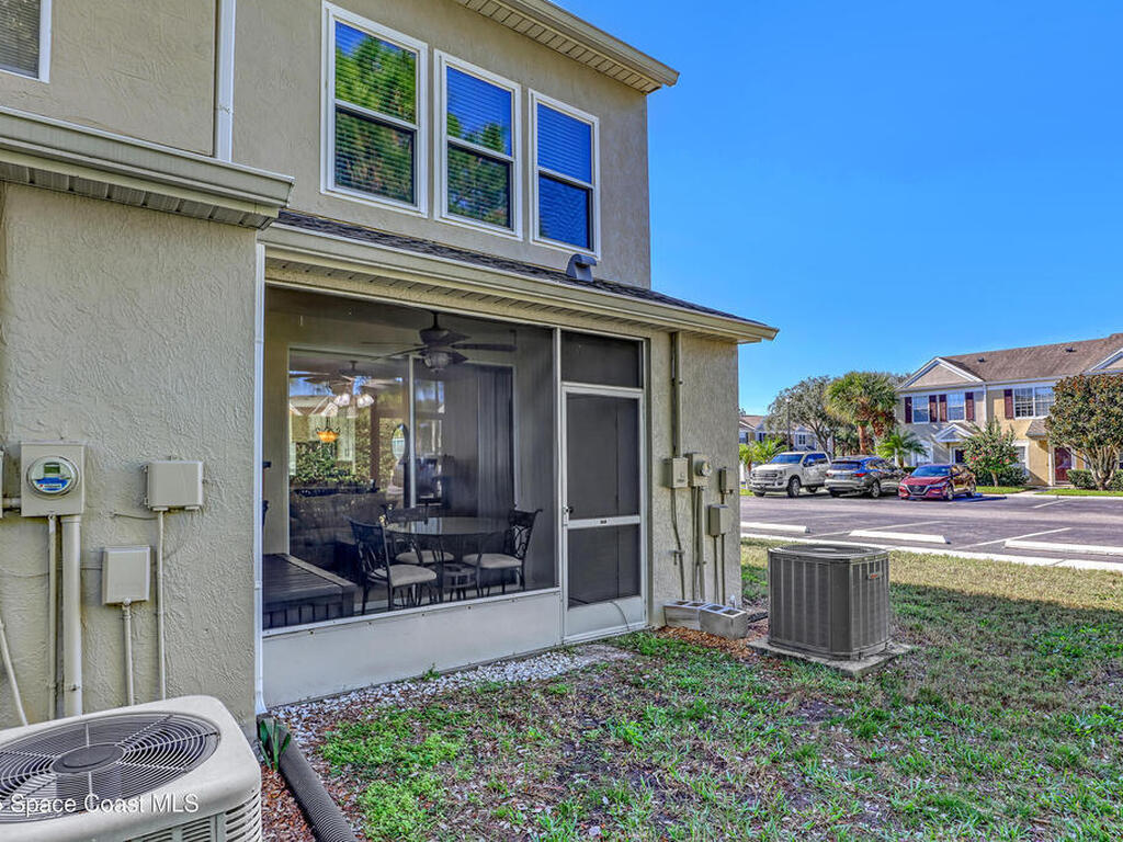 1394 Hampton Park Lane, Melbourne, FL 32940