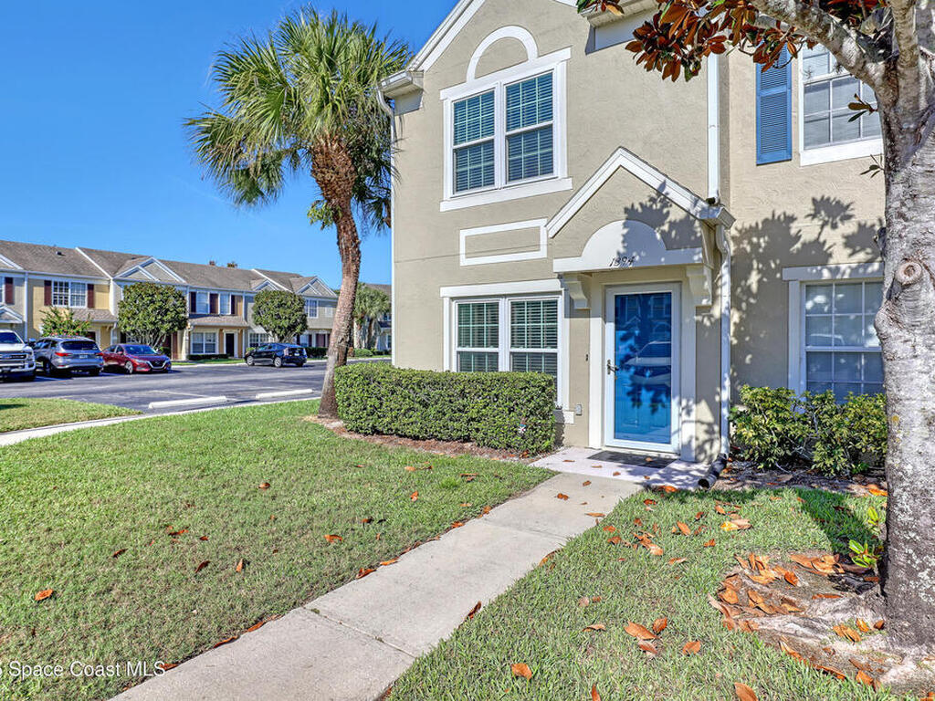 1394 Hampton Park Lane, Melbourne, FL 32940