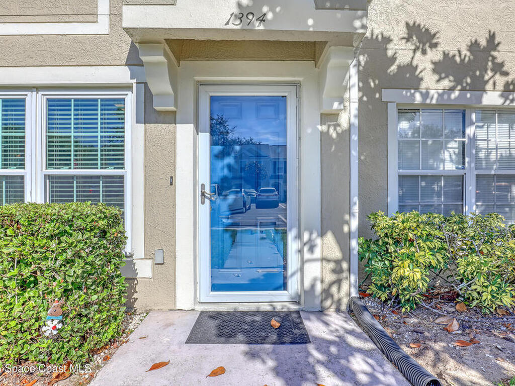1394 Hampton Park Lane, Melbourne, FL 32940