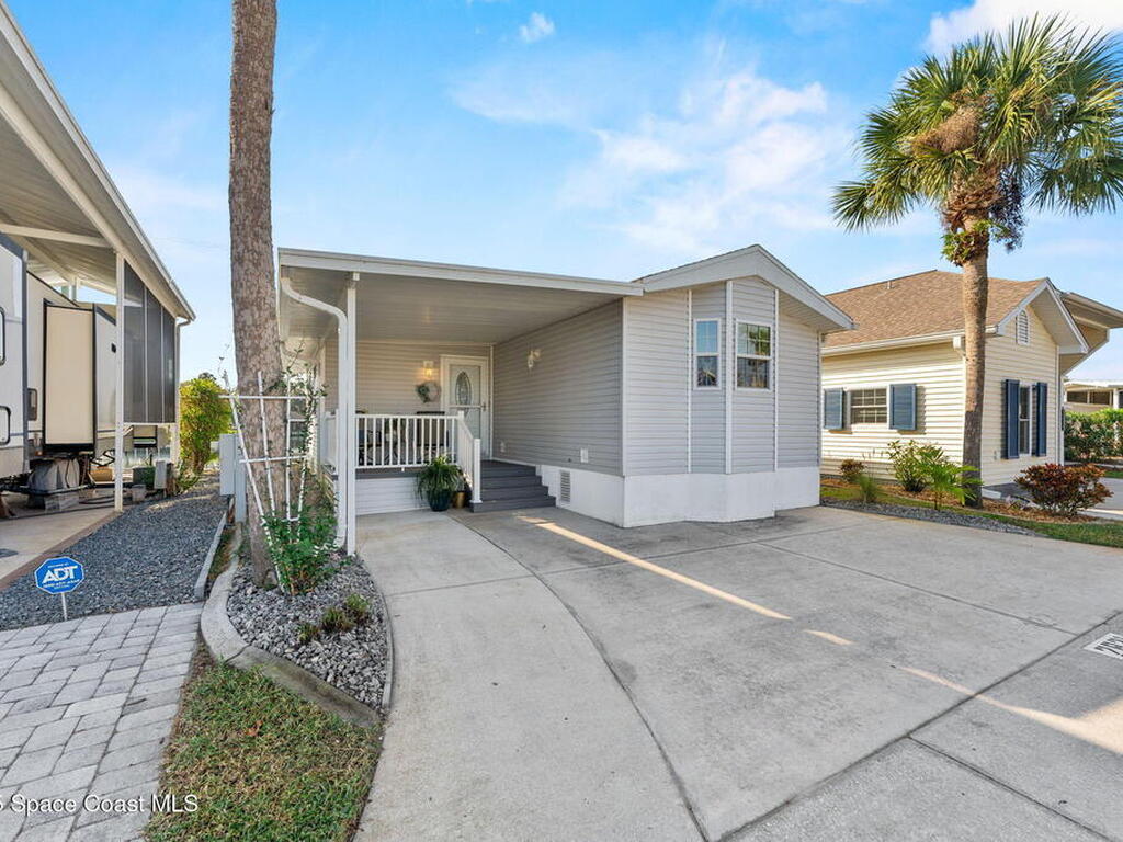 2821 Frontier Drive, Titusville, FL 32796