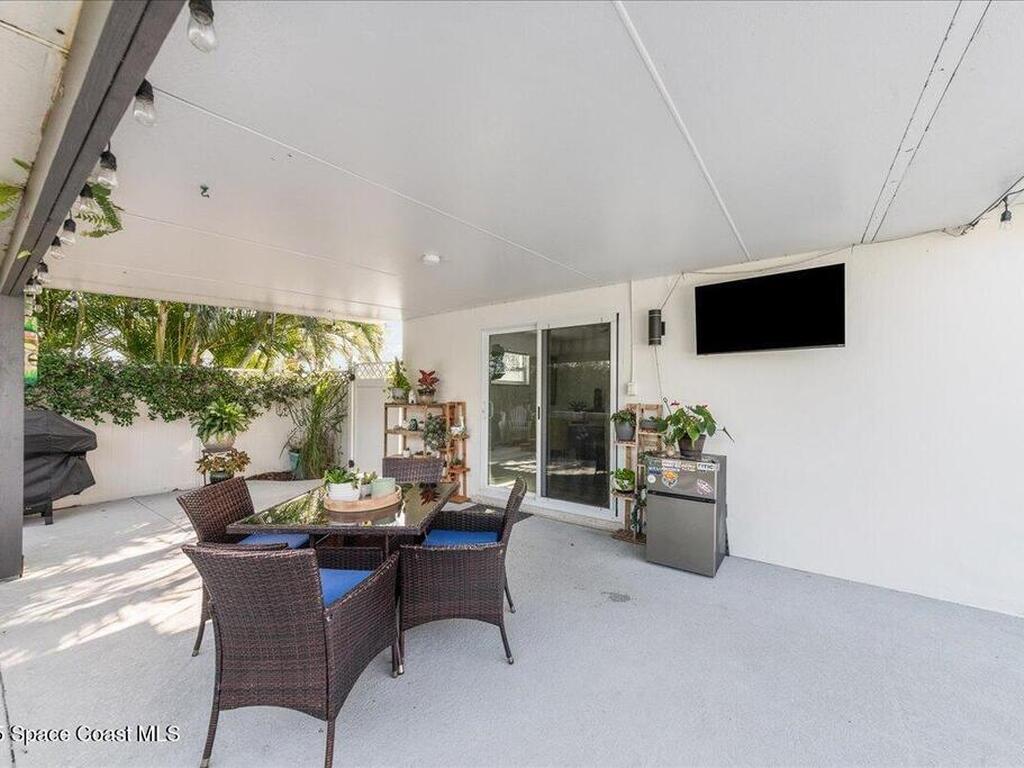 204 E Coral Way, Indialantic, FL 32903