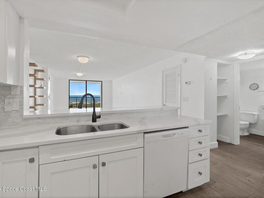 1860 N Atlantic Avenue, Cocoa Beach, FL 32931