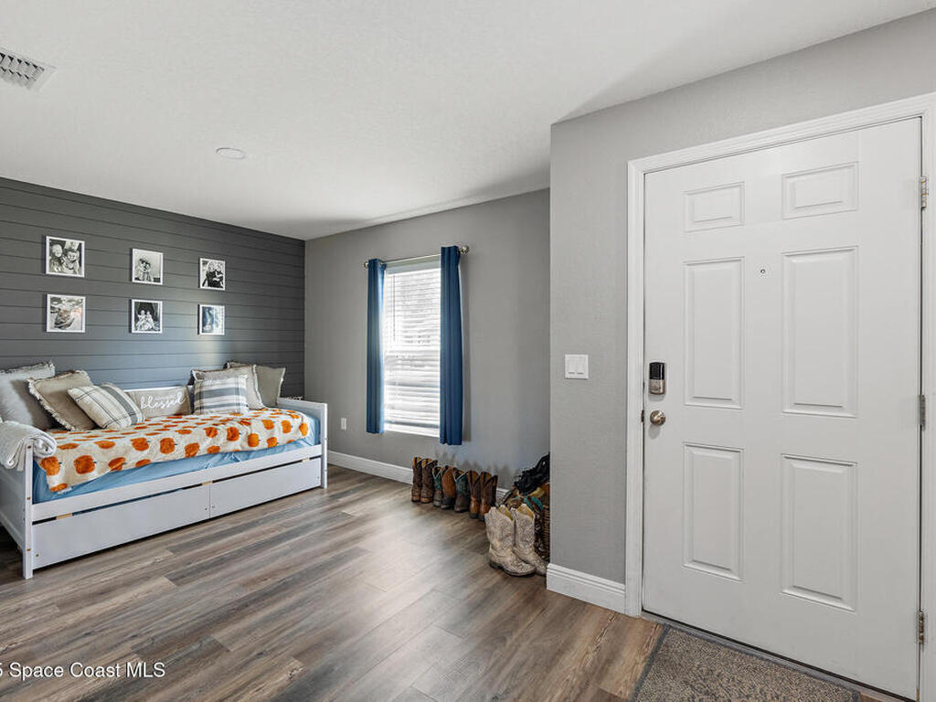 3010 Vista Palm Drive, Edgewater, FL 32141