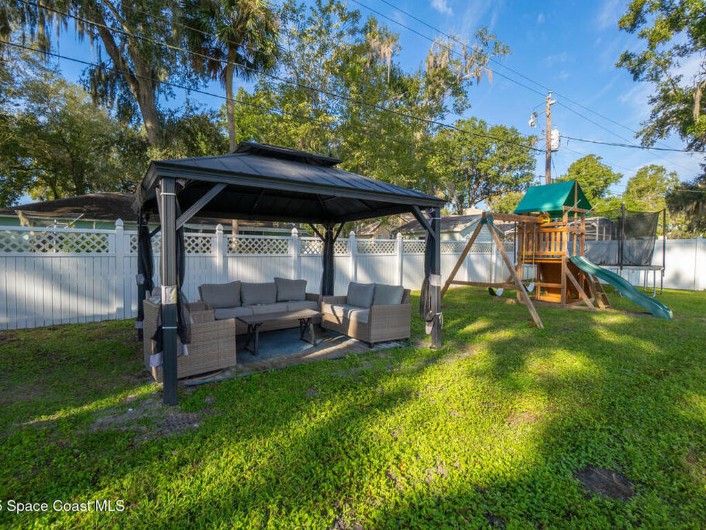 3010 Vista Palm Drive, Edgewater, FL 32141