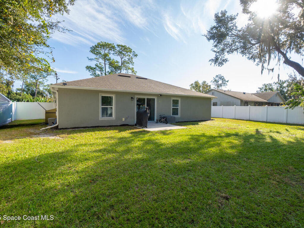 3010 Vista Palm Drive, Edgewater, FL 32141