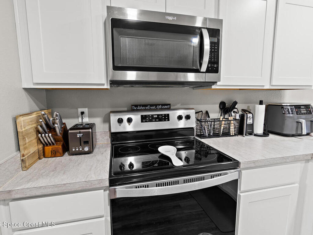 3010 Vista Palm Drive, Edgewater, FL 32141